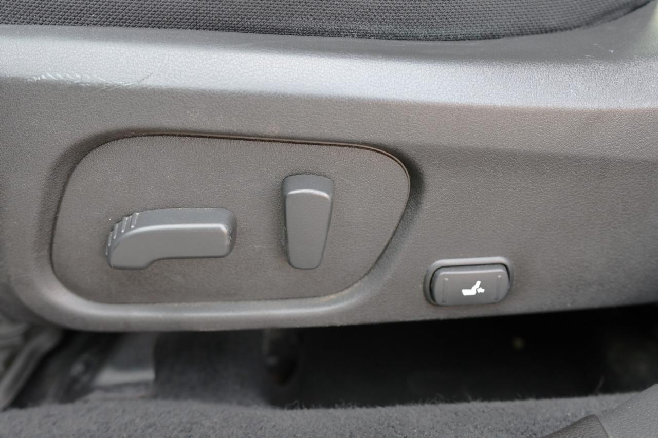 2017 Subaru Forester TOURING-6S MAN-AWD/P SEAT/PANORAMIC ROOF/BLIS/B CA Photo