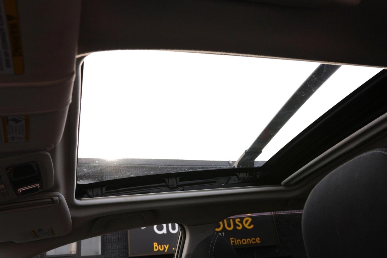 2017 Subaru Forester TOURING-6S MAN-AWD/P SEAT/PANORAMIC ROOF/BLIS/B CA Photo