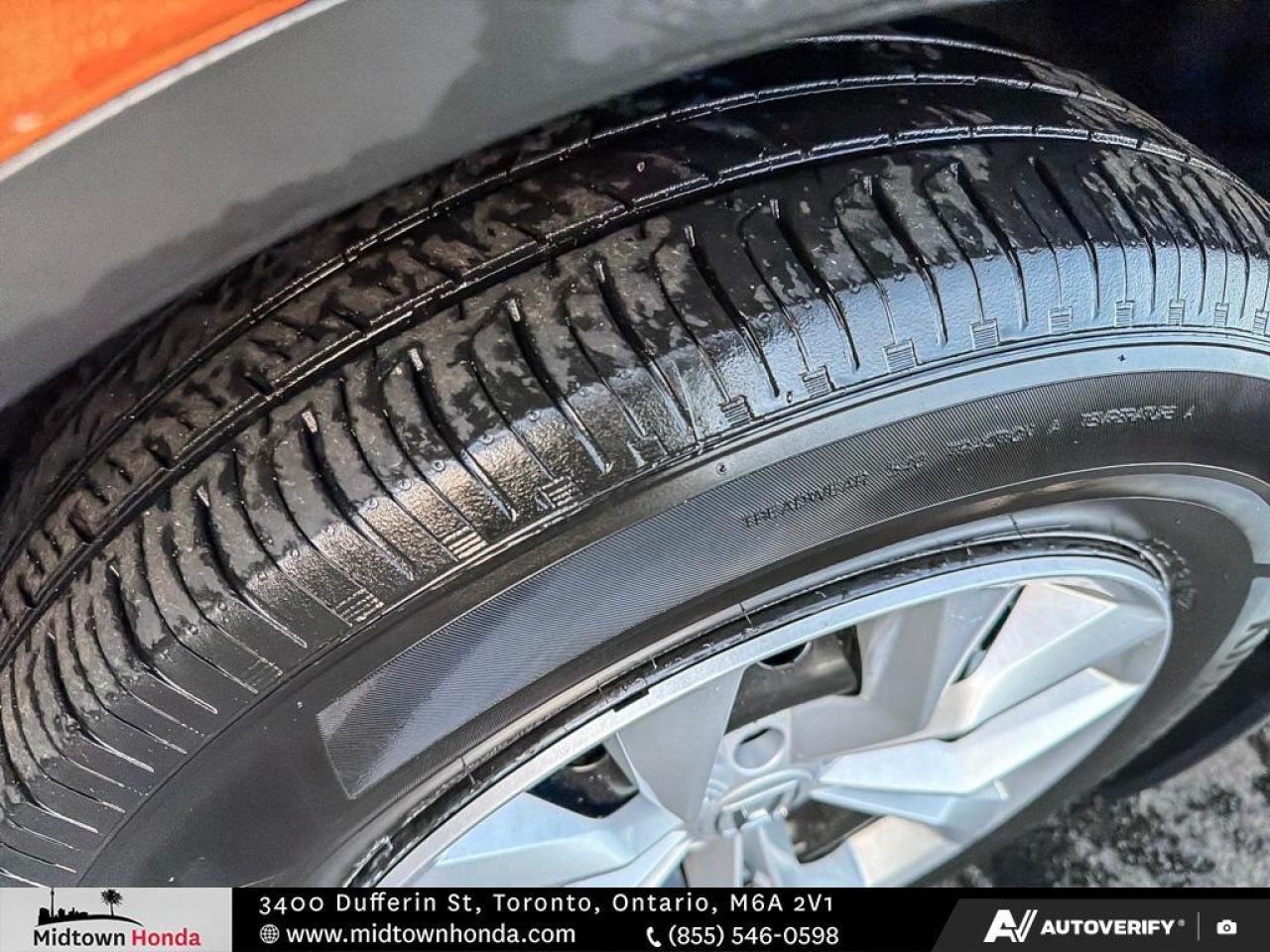 2024 Honda CR-V *CLEAN CARFAX / HEATED FRONT SEATS / SERVICED AT M Photo