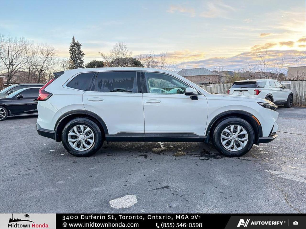 2024 Honda CR-V *CLEAN CARFAX / HEATED FRONT SEATS / SERVICED AT M Photo