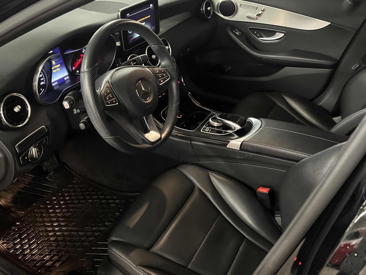 2017 Mercedes-Benz C-Class C300 4MATIC / CleanCarfax / MINT! Photo