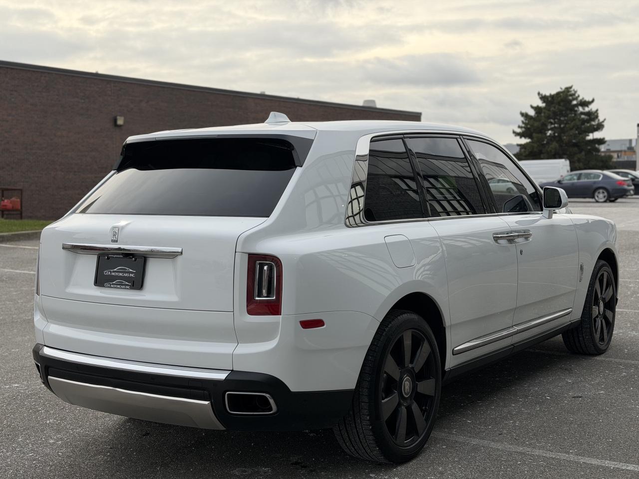 2022 Rolls-Royce Cullinan Sport Utility Photo