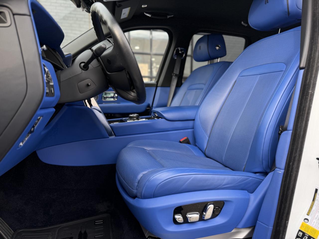 2022 Rolls-Royce Cullinan Sport Utility Photo