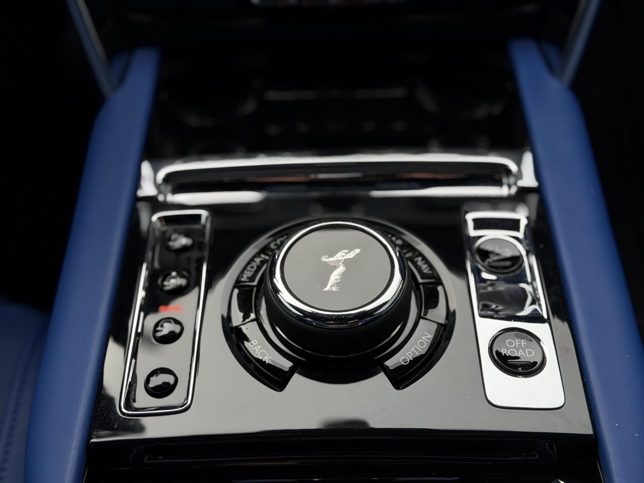 2022 Rolls-Royce Cullinan Sport Utility Photo