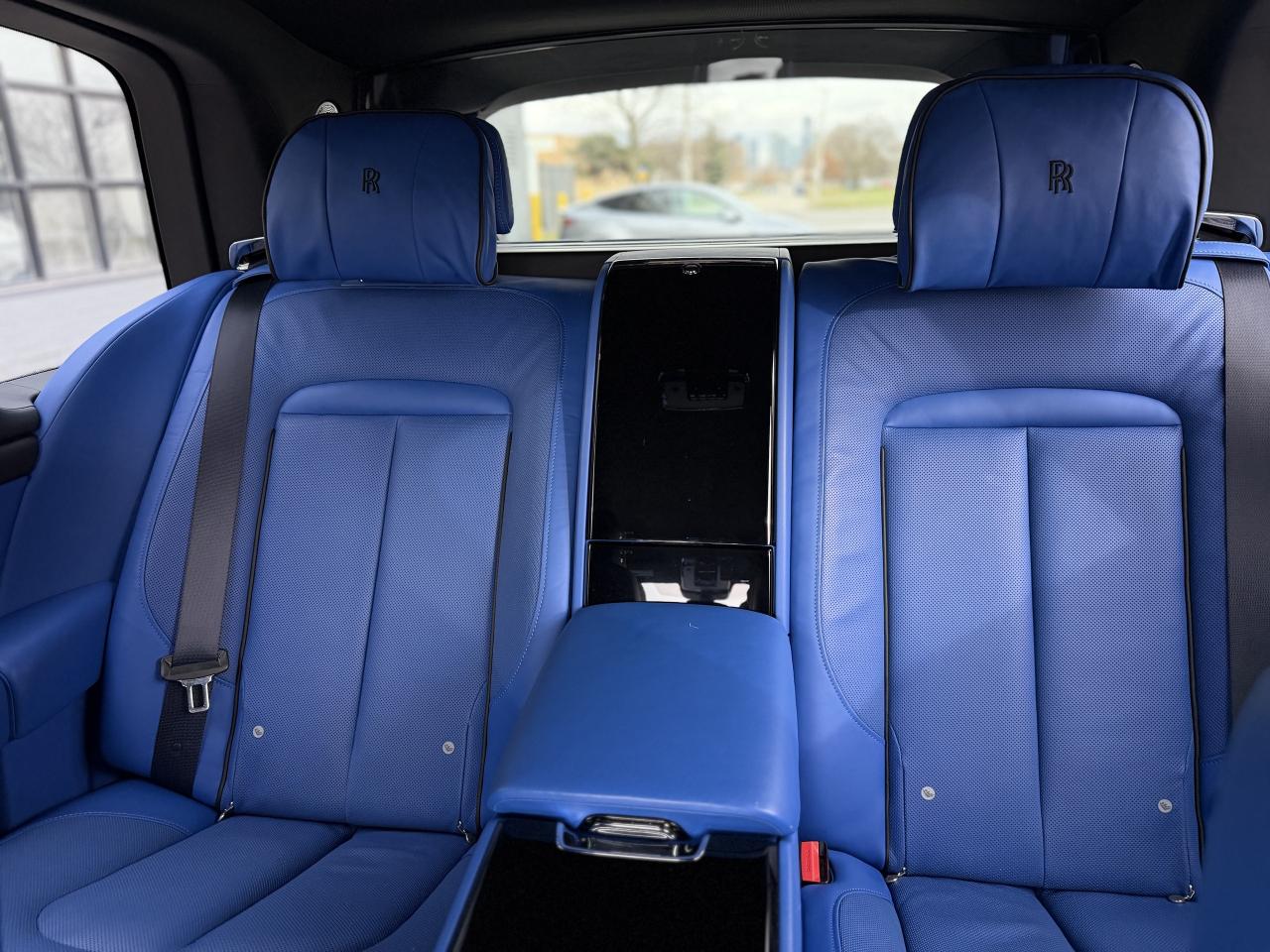 2022 Rolls-Royce Cullinan Sport Utility Photo