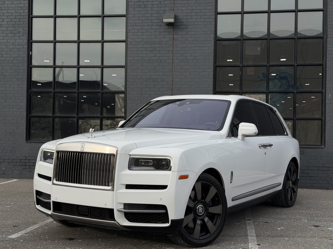 2022 Rolls-Royce Cullinan Sport Utility Photo