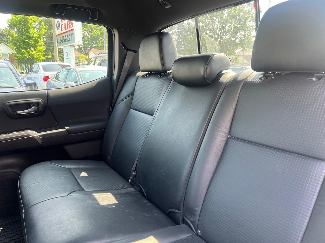 2021 Toyota Tacoma 4x4 Double Cab Auto Photo