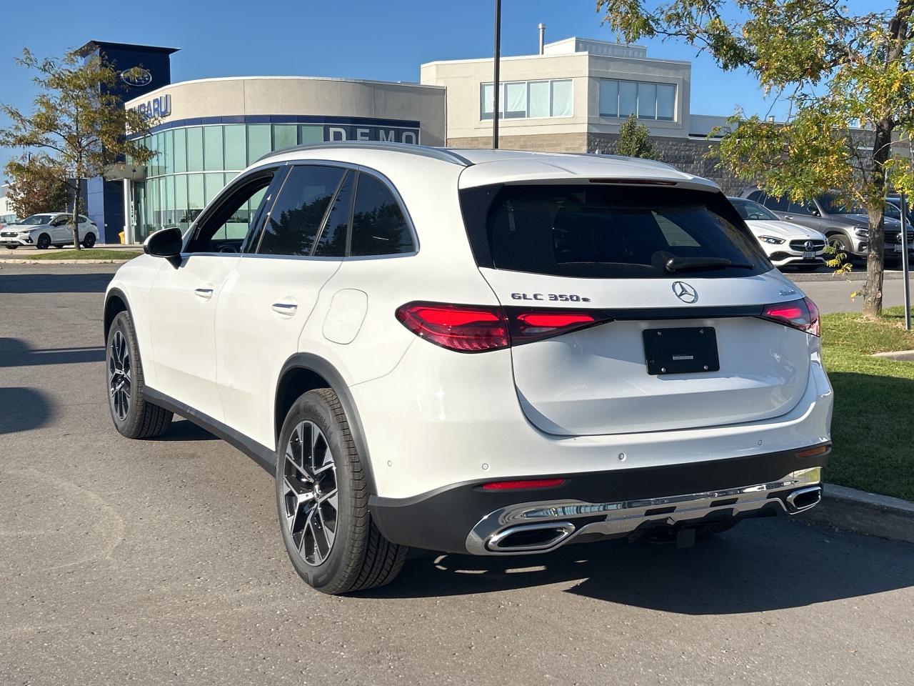 2026 Mercedes-Benz GLC 350e 4MATIC Photo3