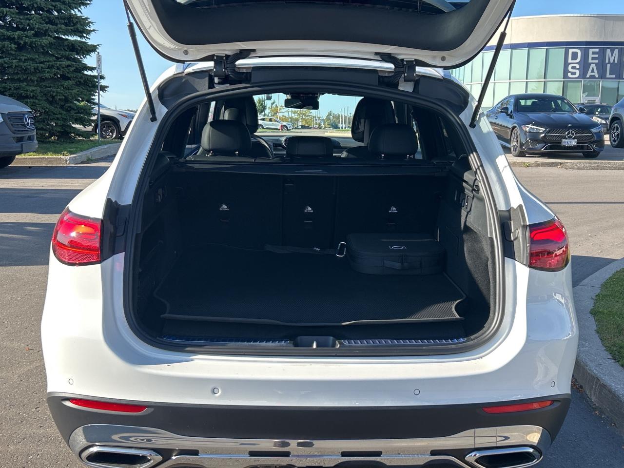 2026 Mercedes-Benz GLC 350e 4MATIC Photo