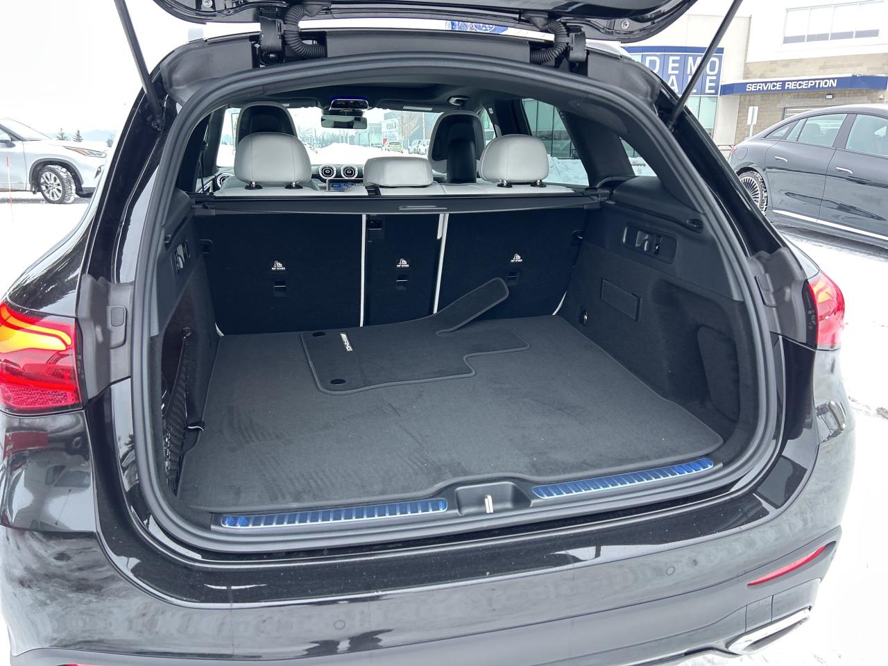 2026 Mercedes-Benz GLC 300 4MATIC Photo