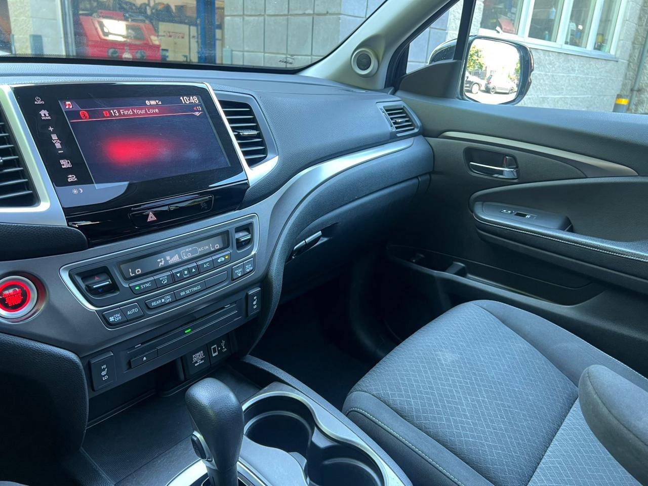 2019 Honda Ridgeline Sport AWD LOW KMS SAFETY Photo