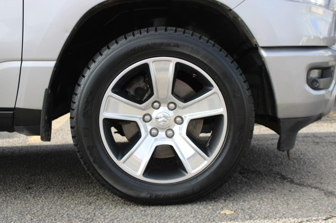 2019 RAM 1500 SPORT CREW CAB NO ACCIDENT Clean Carfax Photo