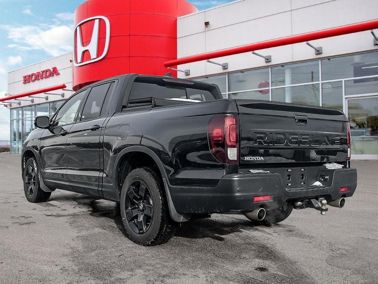 2025 Honda Ridgeline Black Edition Photo