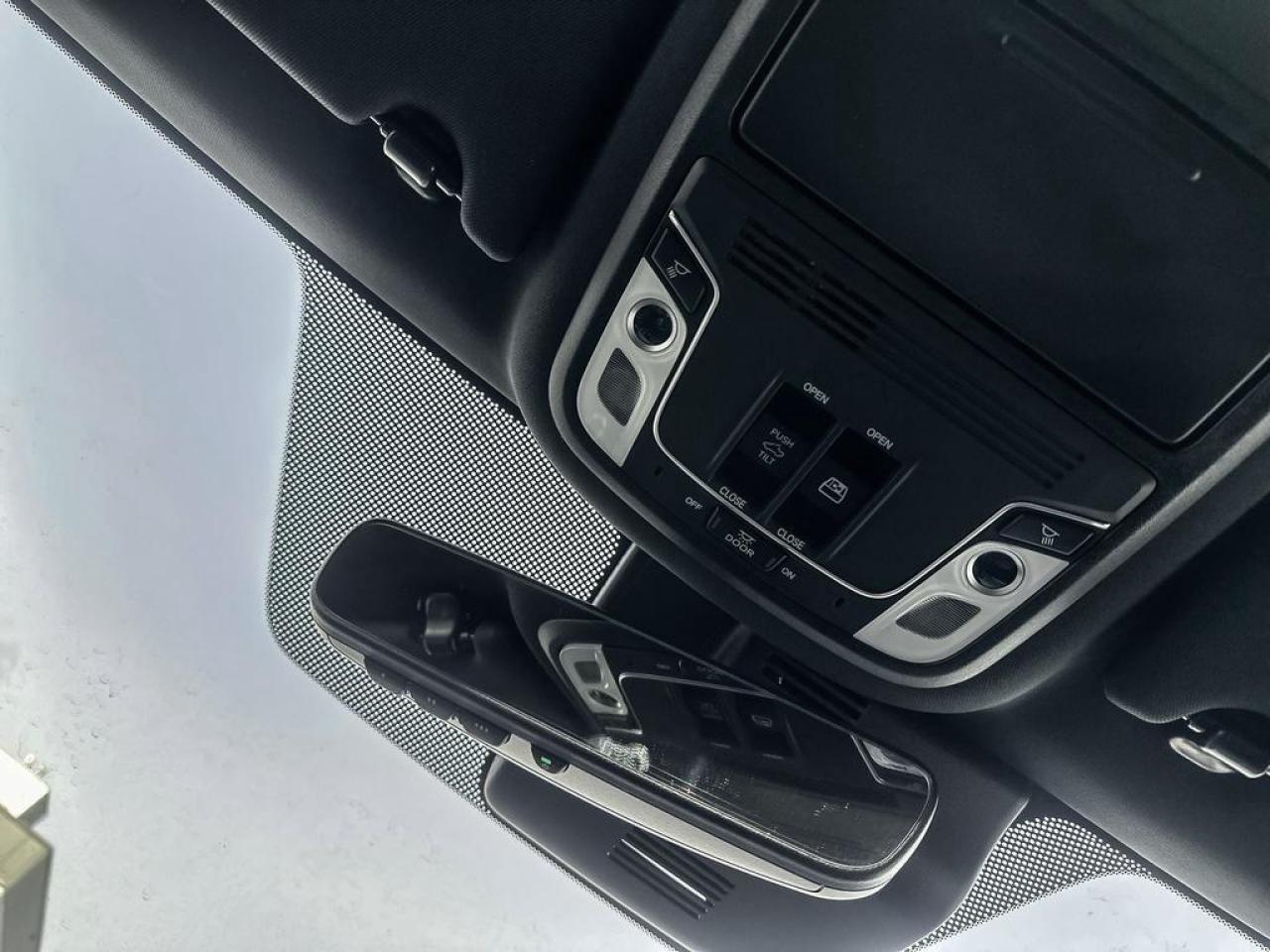 2025 Honda Ridgeline Black Edition Photo