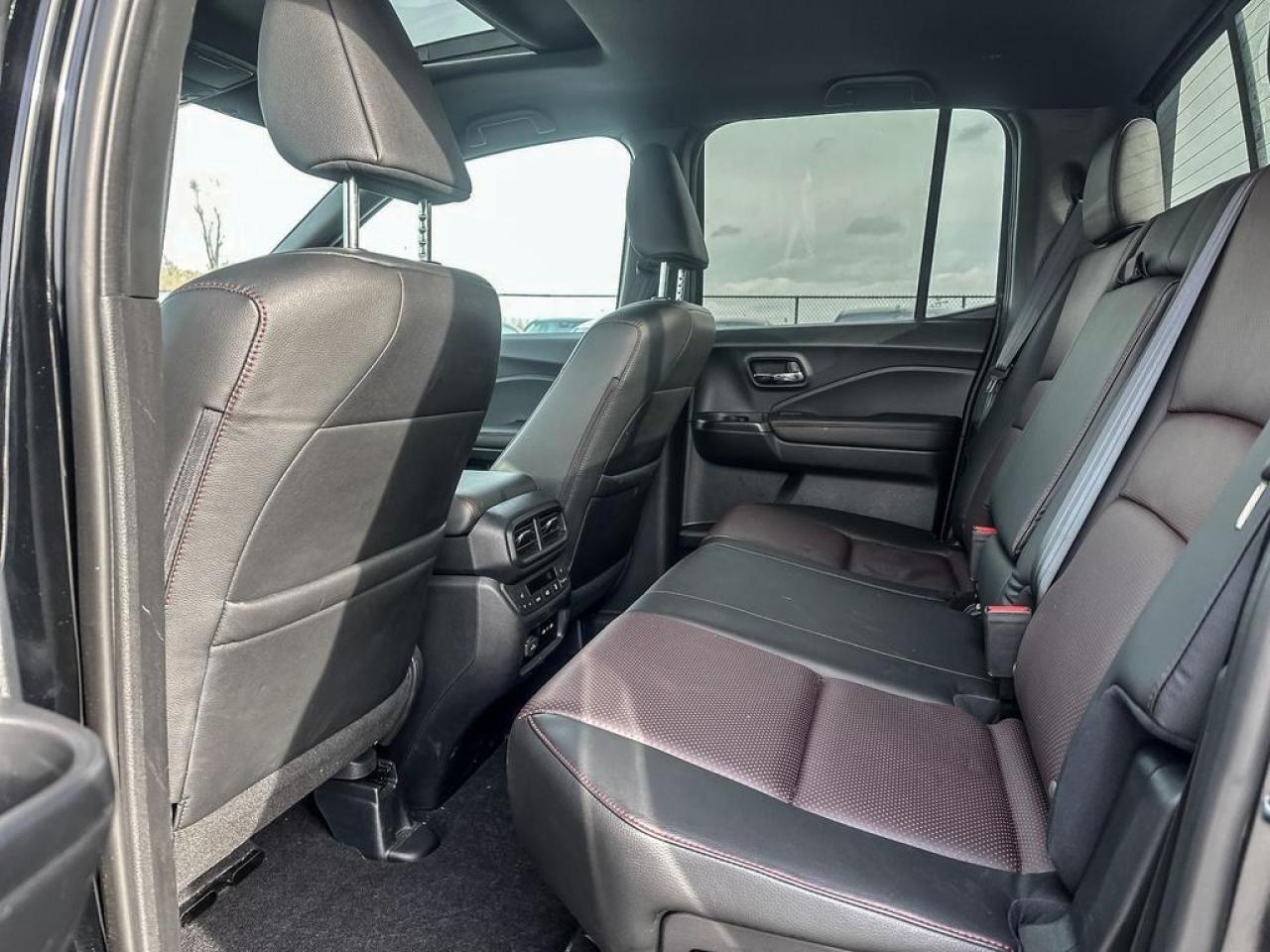 2025 Honda Ridgeline Black Edition Photo