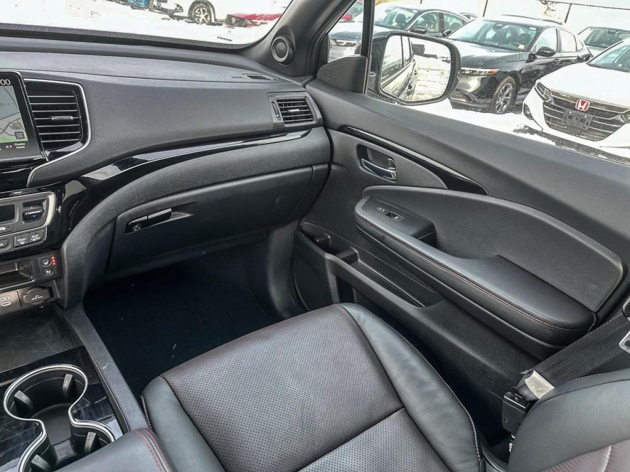 2025 Honda Ridgeline Black Edition Photo