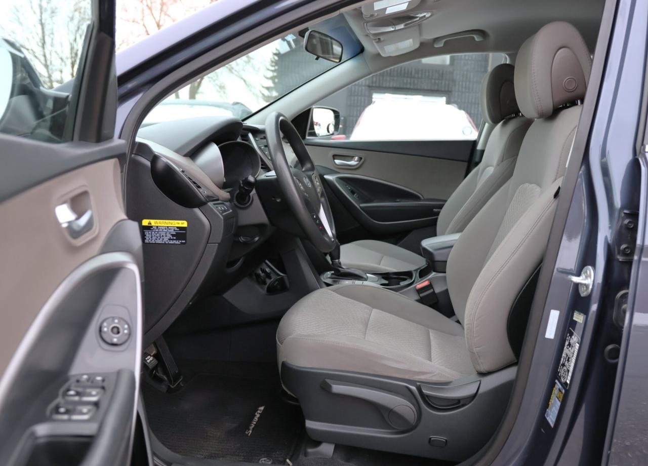 2013 Hyundai Santa Fe GL-LIMITED AVAILABILITY-2.4L/HEATED SEATS/BLUETOOT Photo