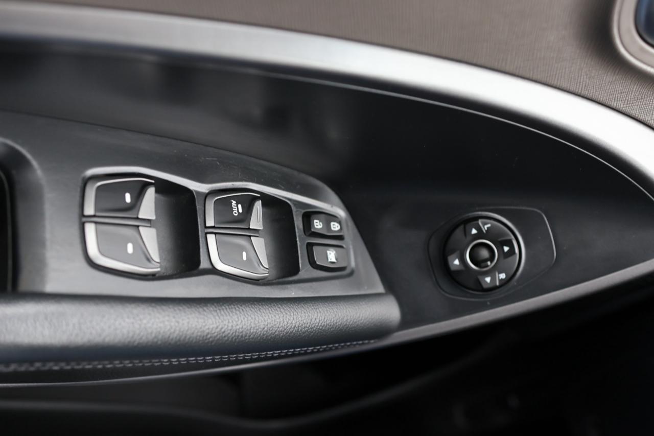 2013 Hyundai Santa Fe GL-LIMITED AVAILABILITY-2.4L/HEATED SEATS/BLUETOOT Photo