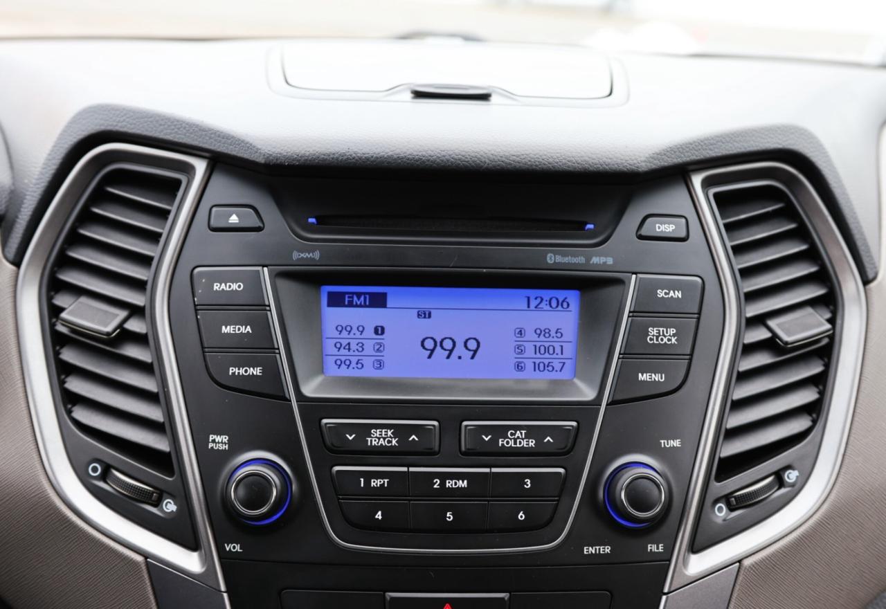 2013 Hyundai Santa Fe GL-LIMITED AVAILABILITY-2.4L/HEATED SEATS/BLUETOOT Photo