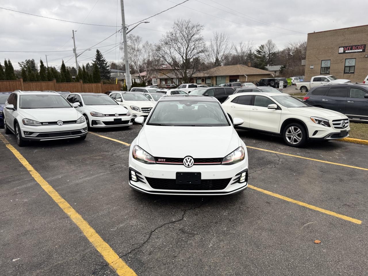 2020 Volkswagen Golf GTI Autobahn Manual / 1 Owner / Photo3