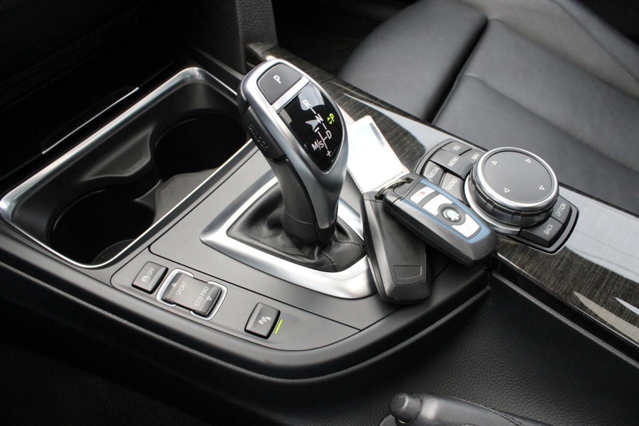 2015 BMW 3 Series 328i xDrive Sedan M Package No Accident Safety Cer Photo