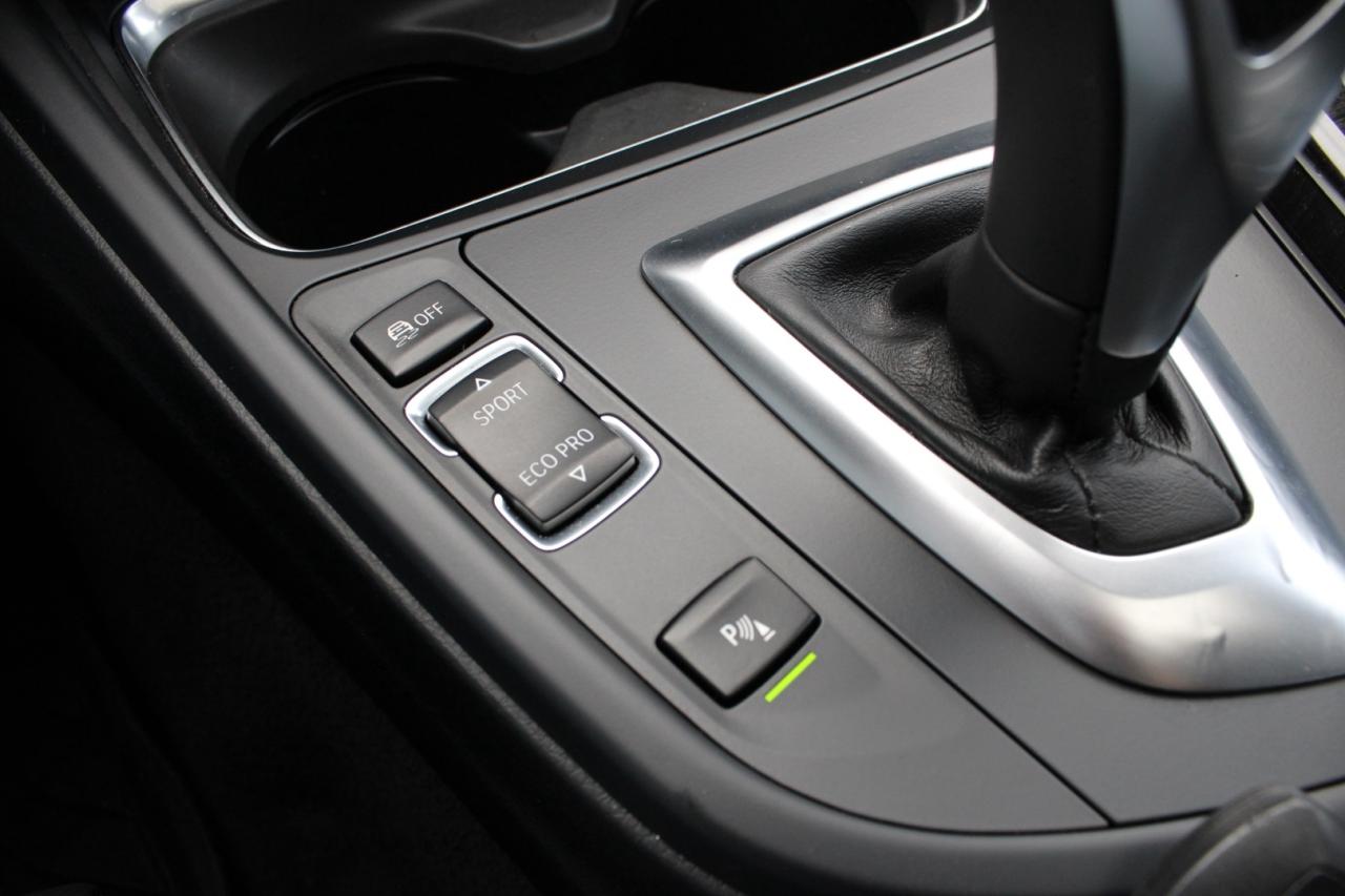 2015 BMW 3 Series 328i xDrive Sedan M Package No Accident Safety Cer Photo