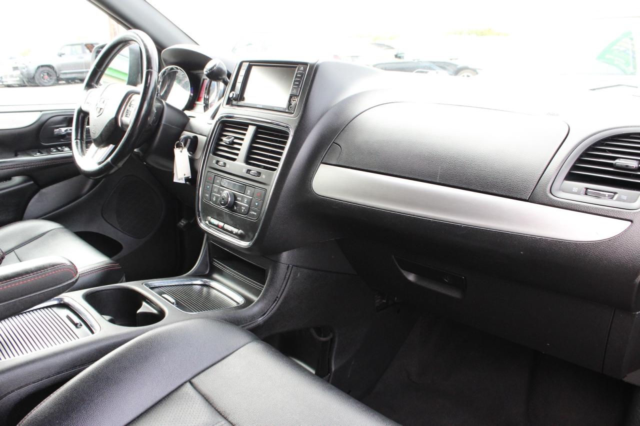2019 Dodge Grand Caravan GT   7 Passenger   Leather Photo