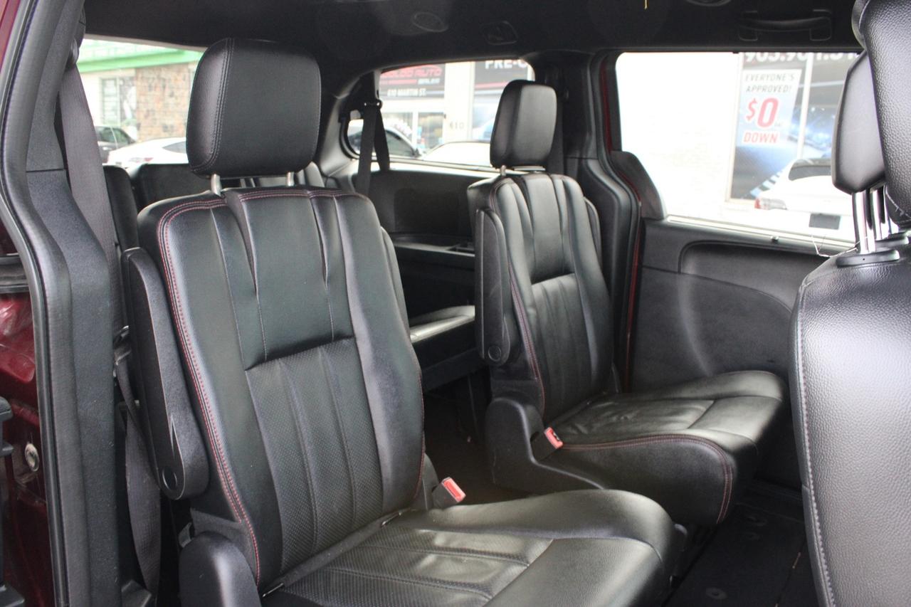 2019 Dodge Grand Caravan GT   7 Passenger   Leather Photo