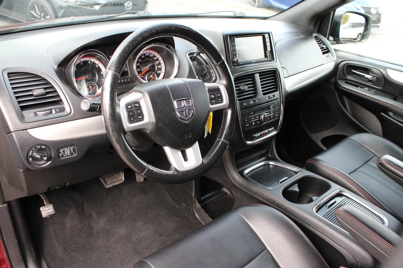 2019 Dodge Grand Caravan GT   7 Passenger   Leather Photo