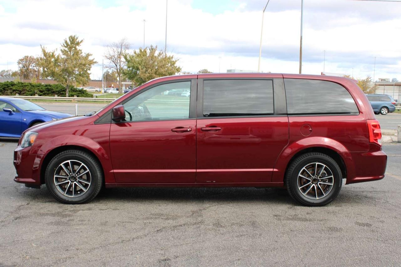2019 Dodge Grand Caravan GT   7 Passenger   Leather Photo3