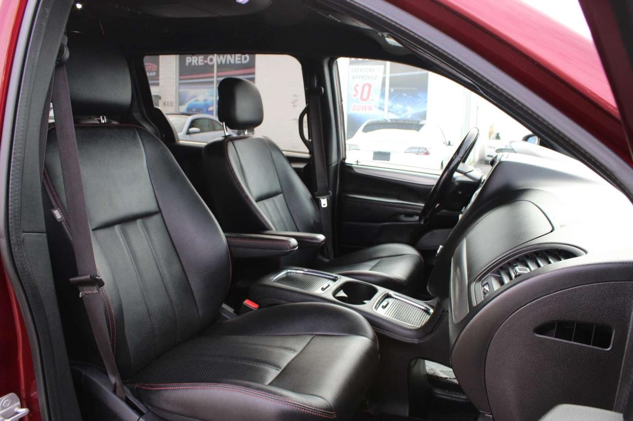 2019 Dodge Grand Caravan GT   7 Passenger   Leather Photo