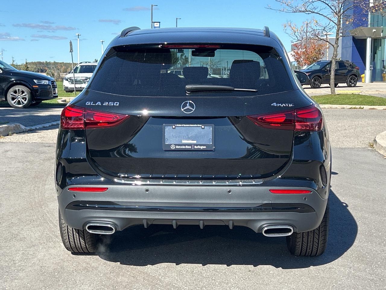 2026 Mercedes-Benz GLA 250 4Matic Photo4