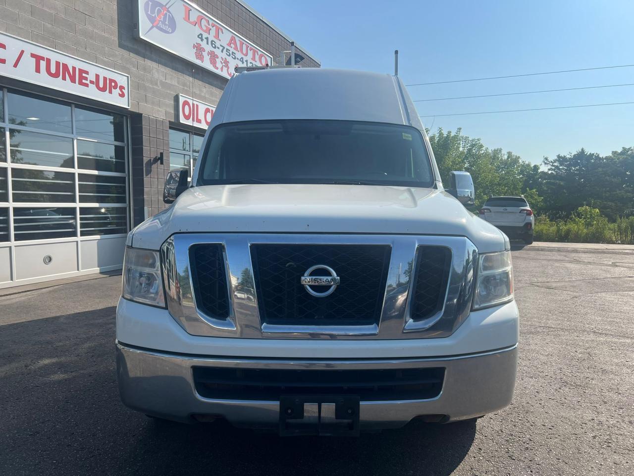 2014 Nissan NV 2500 V6 SV High Roof Photo