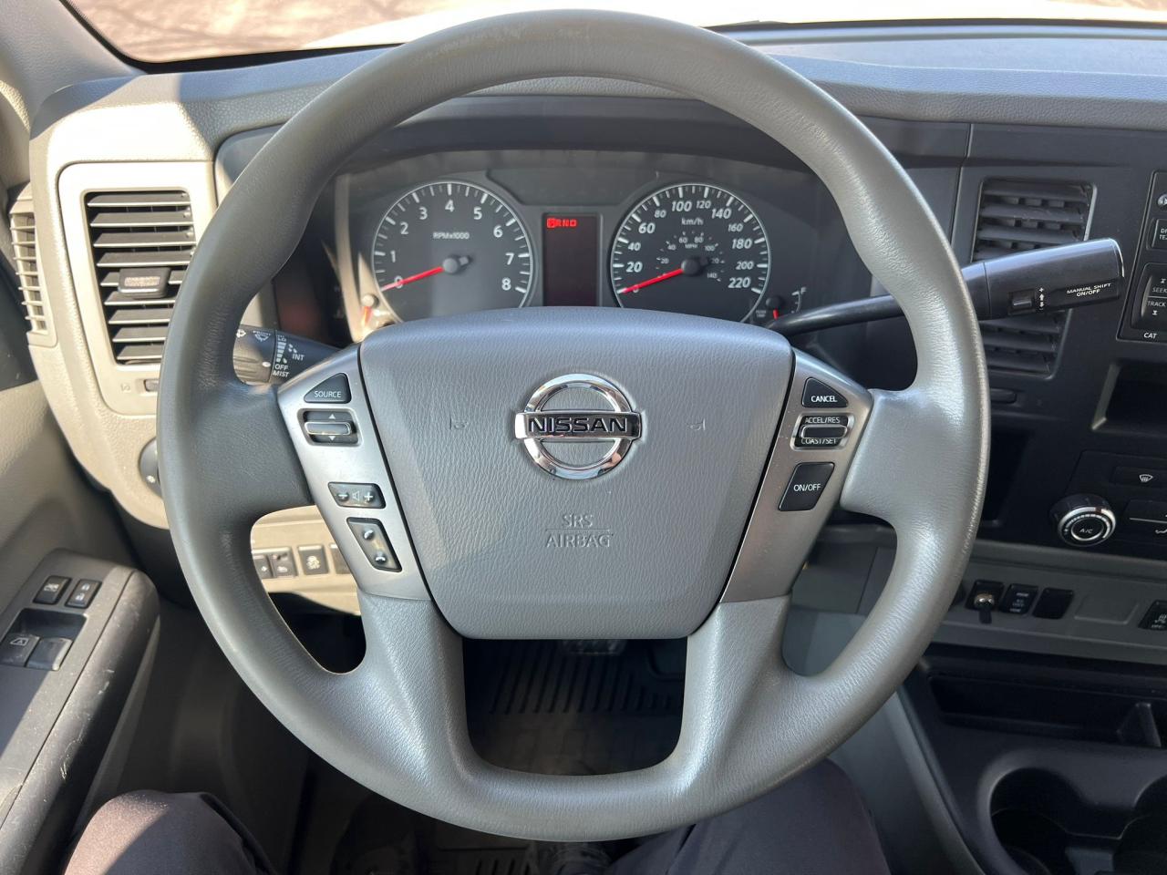 2014 Nissan NV 2500 V6 SV High Roof Photo