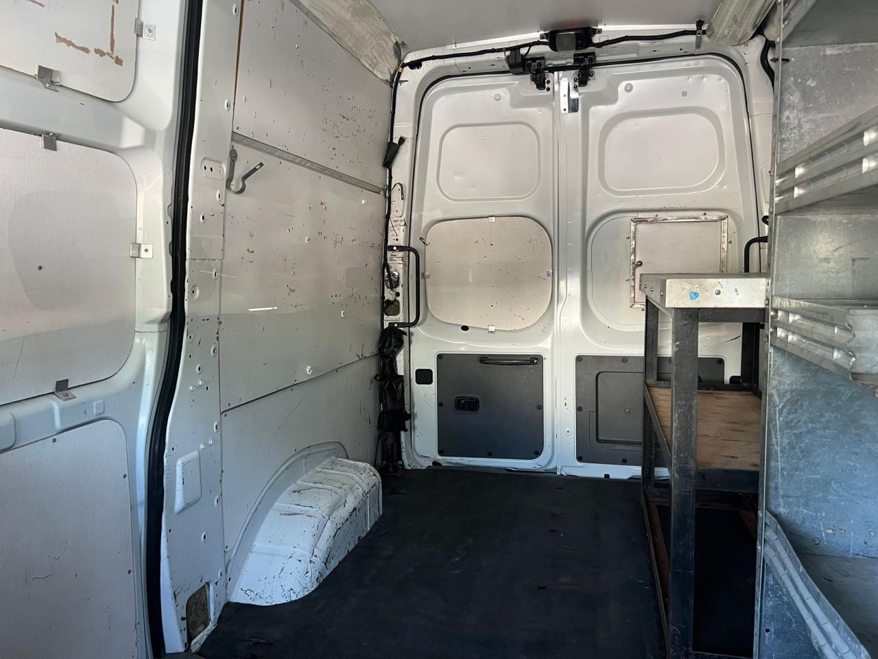 2014 Nissan NV 2500 V6 SV High Roof Photo