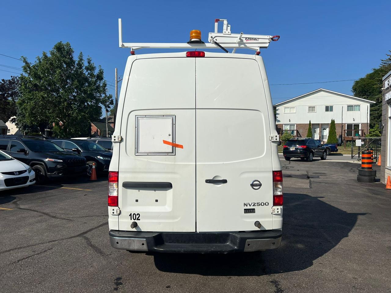 2014 Nissan NV 2500 V6 SV High Roof Photo