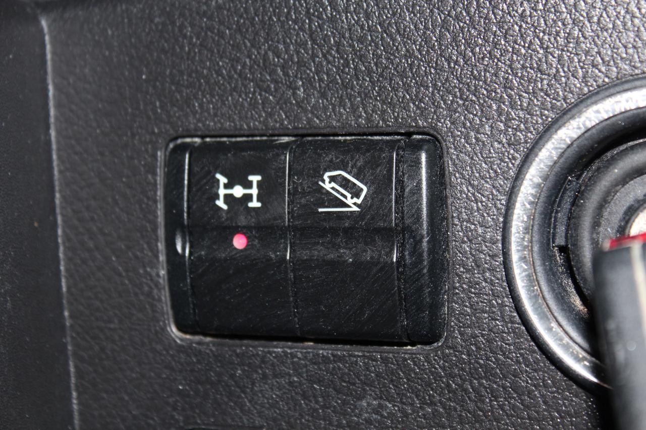 2017 Mercedes-Benz Sprinter 4X4" - "5 PASSENGERS" - "3.0L DIESEL" - "TOW PKG Photo2