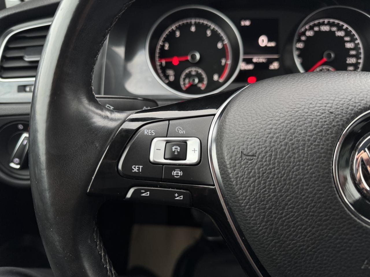 2019 Volkswagen Golf SportWagen Comfortline Manual 4MOTION Photo