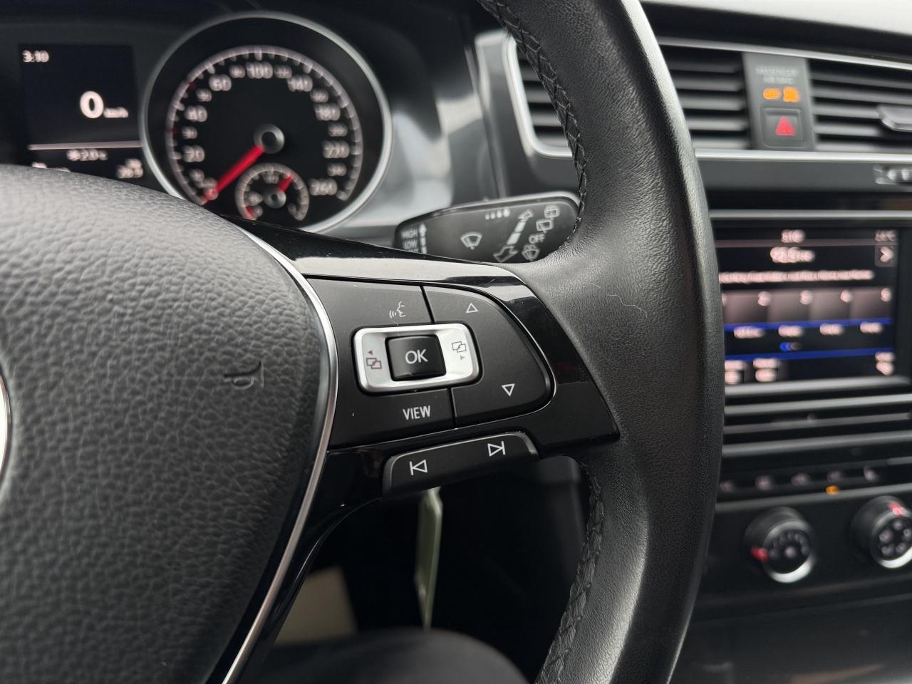 2019 Volkswagen Golf SportWagen Comfortline Manual 4MOTION Photo