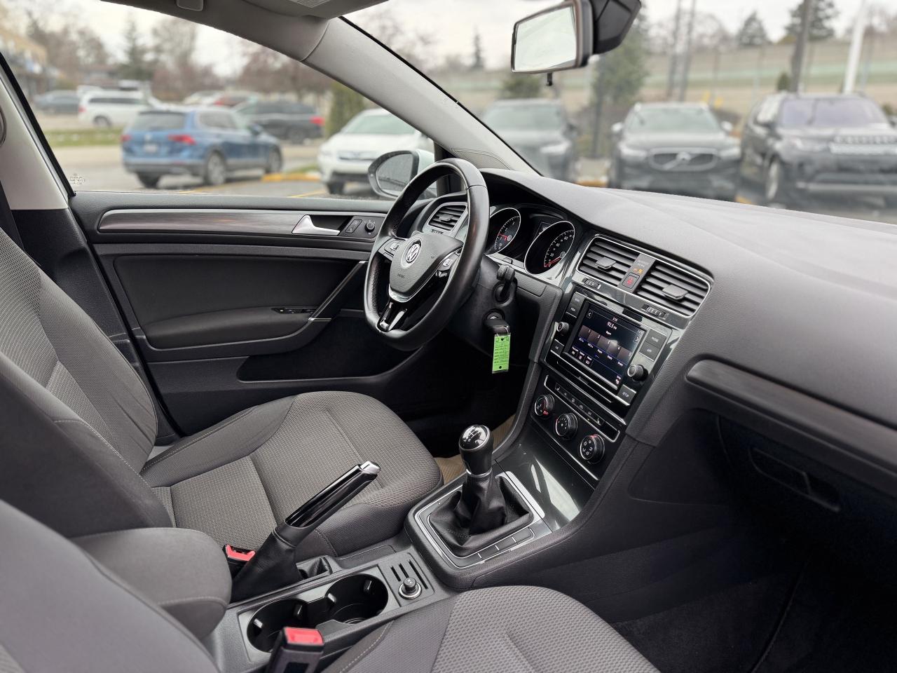 2019 Volkswagen Golf SportWagen Comfortline Manual 4MOTION Photo