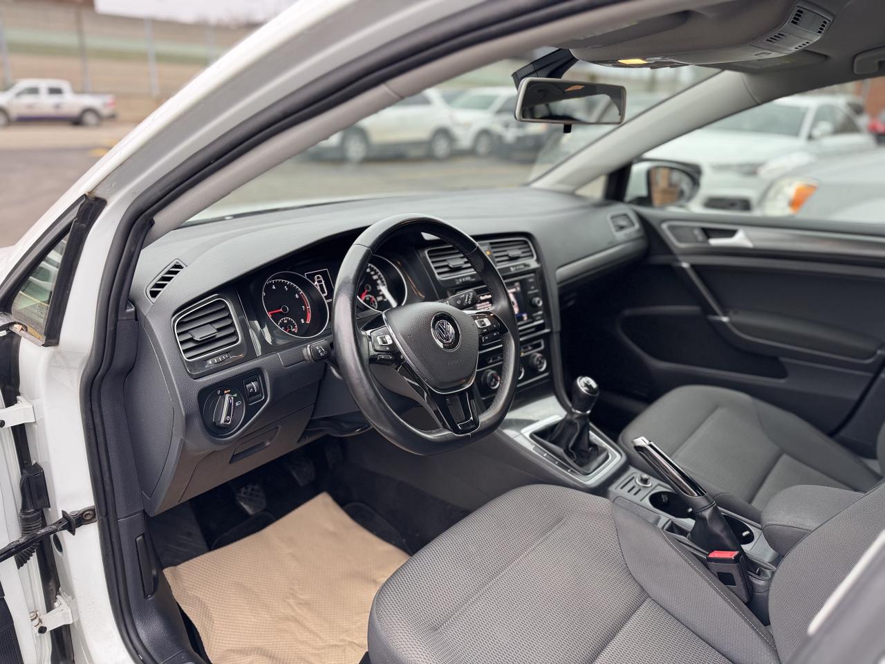 2019 Volkswagen Golf SportWagen Comfortline Manual 4MOTION Photo