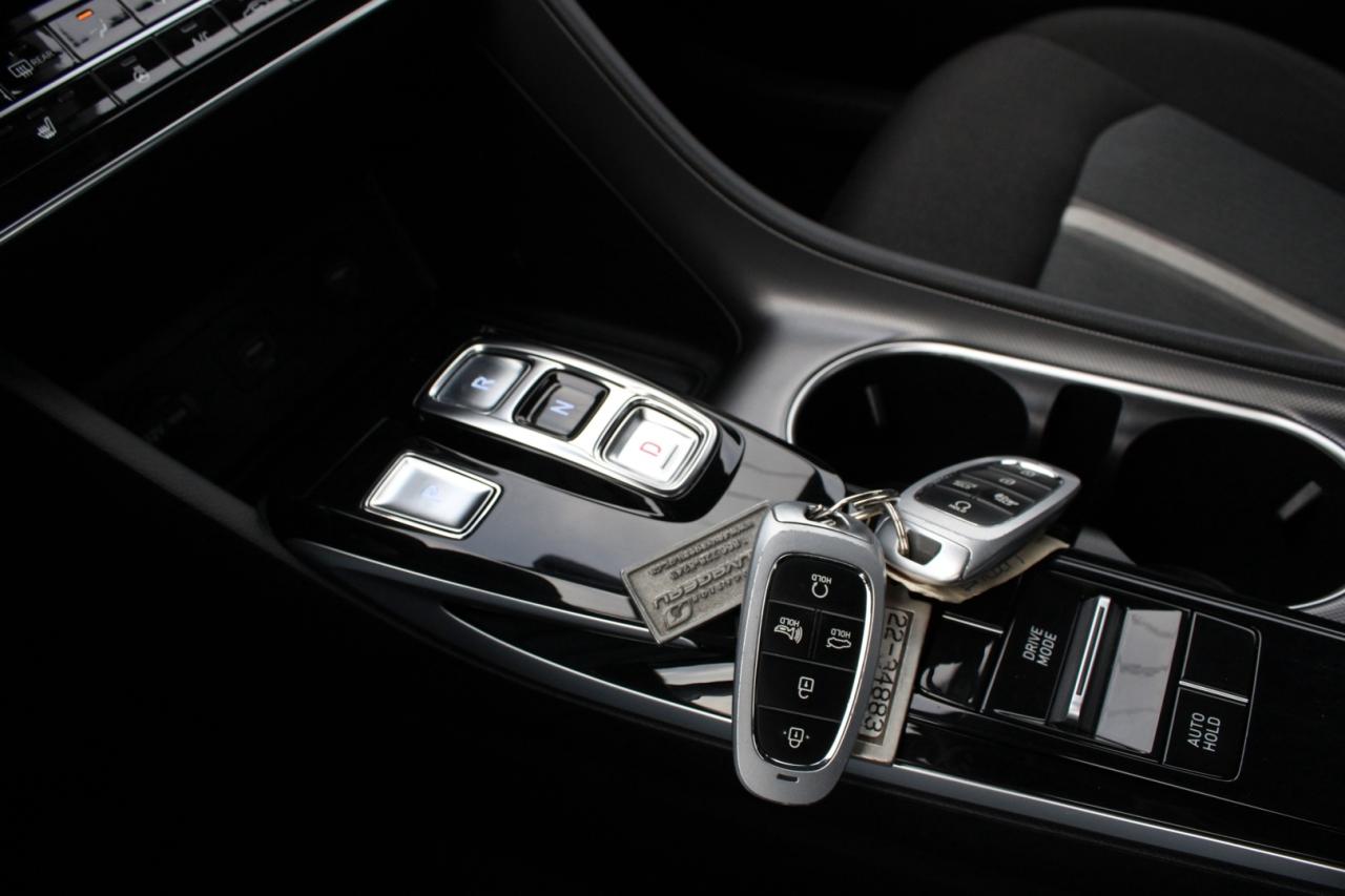 2022 Hyundai Sonata Preferred   No Accident   Safety Certified Photo