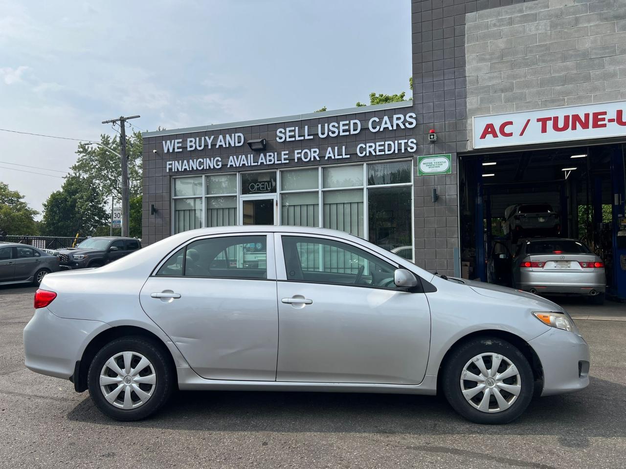 2010 Toyota Corolla 4dr Sdn Man CE • Well Serviced Photo