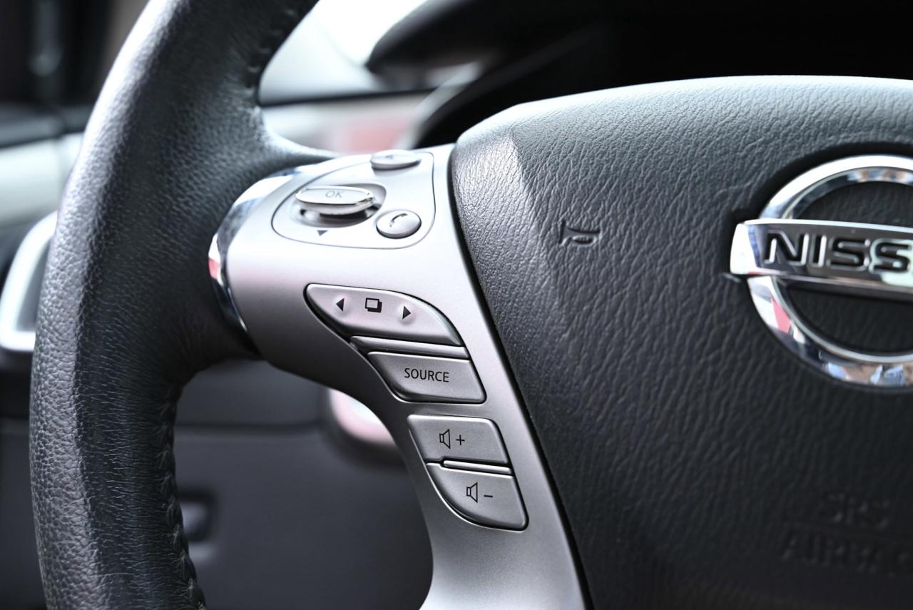 2018 Nissan Murano MIDNIGHT EDITION / LEATHER / NAVIGATION / PANO ROO Photo