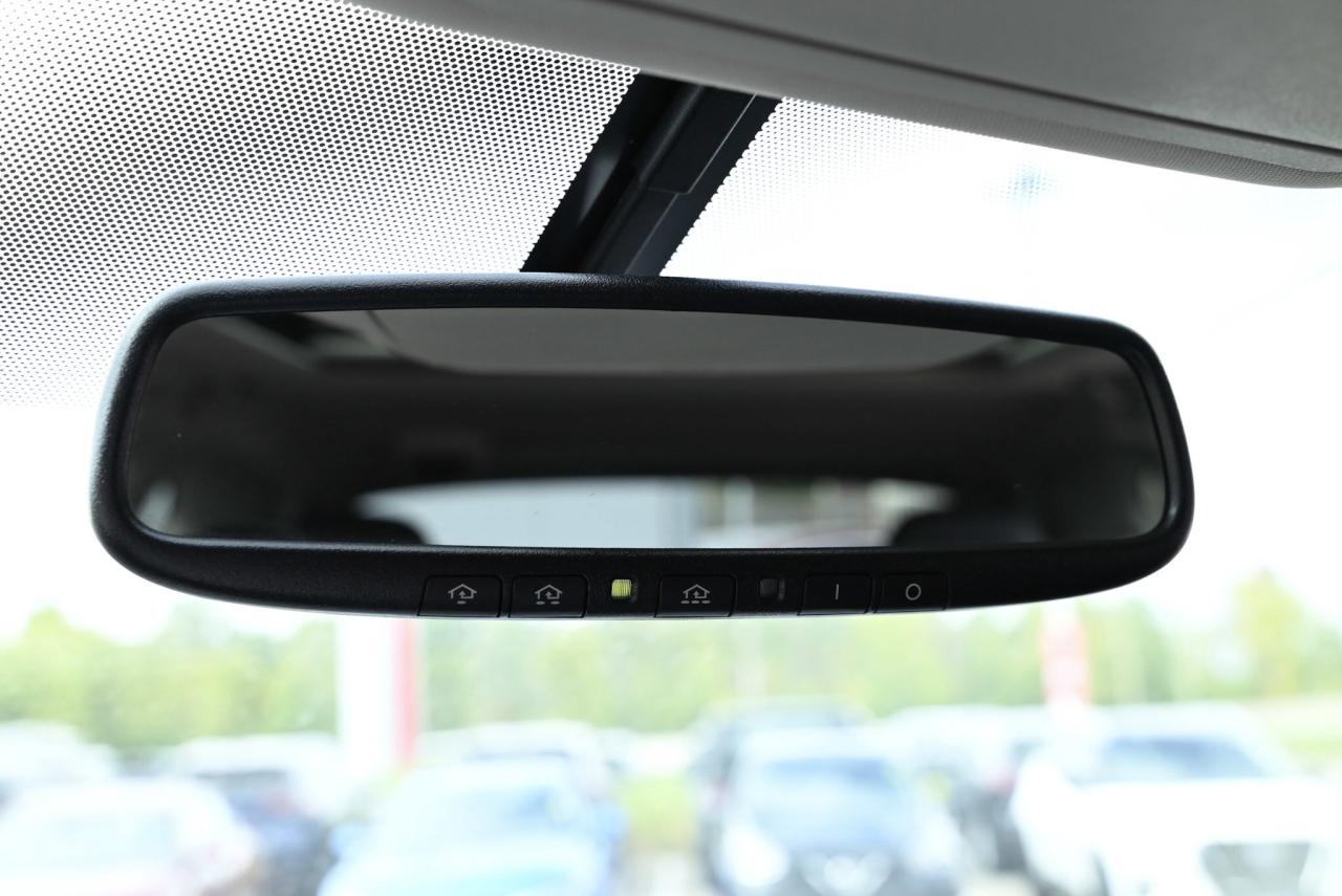 2018 Nissan Murano MIDNIGHT EDITION / LEATHER / NAVIGATION / PANO ROO Photo