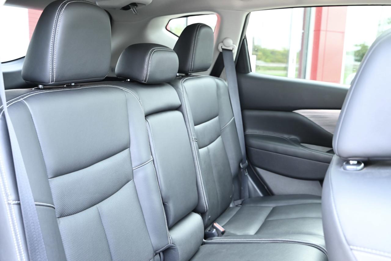 2018 Nissan Murano MIDNIGHT EDITION / LEATHER / NAVIGATION / PANO ROO Photo