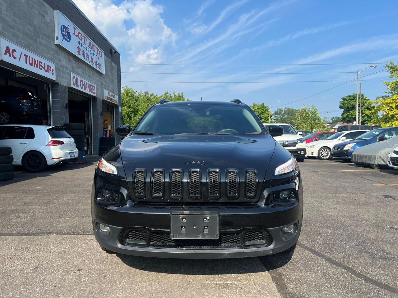 2016 Jeep Cherokee 4WD 4dr North Photo