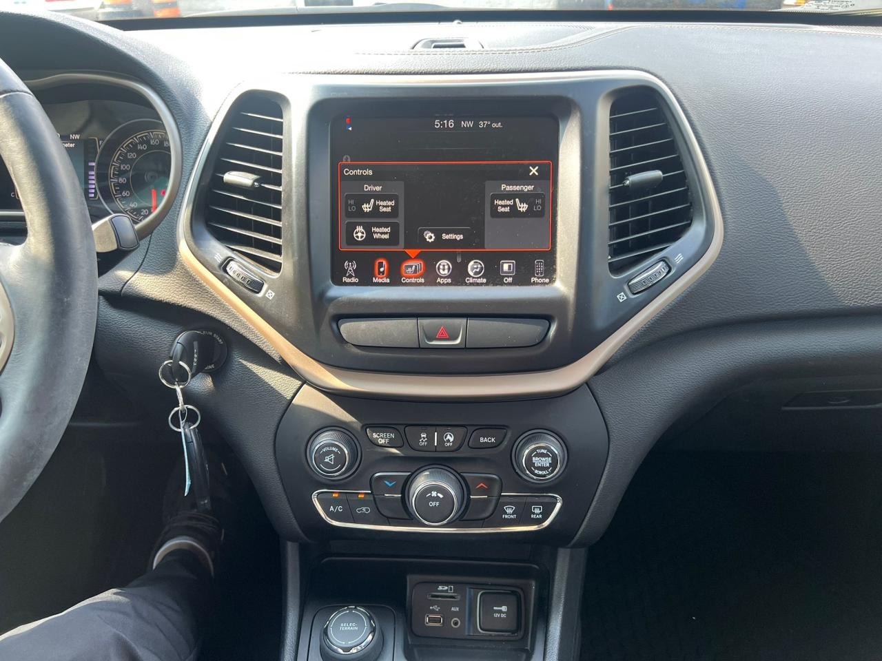 2016 Jeep Cherokee 4WD 4dr North Photo