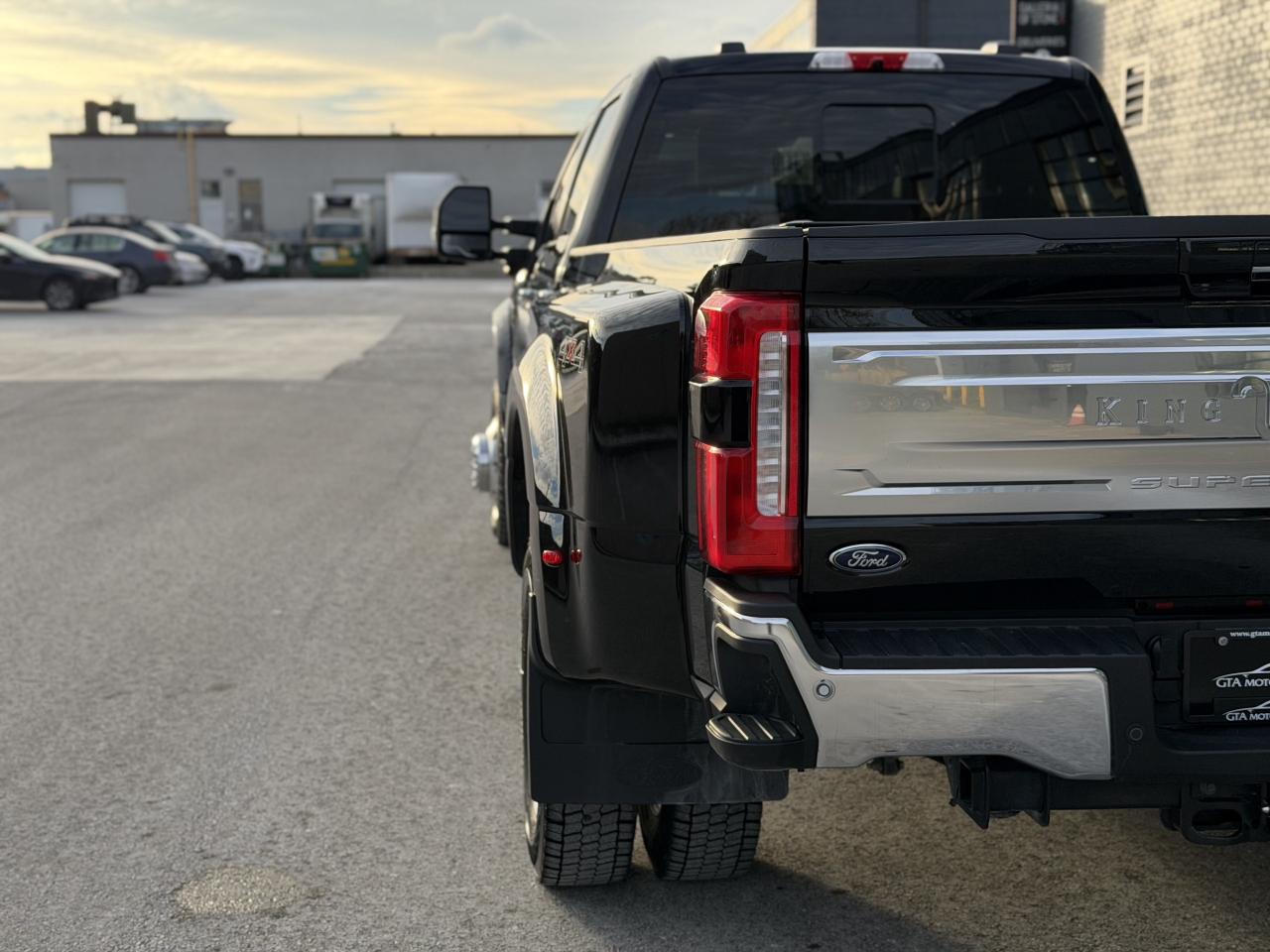 2024 Ford F-450 SUPER DUTY King Ranch 4WD Crew Cab 8' Box Photo