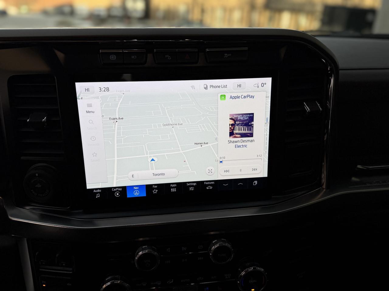 2024 Ford F-450 SUPER DUTY King Ranch 4WD Crew Cab 8' Box Photo